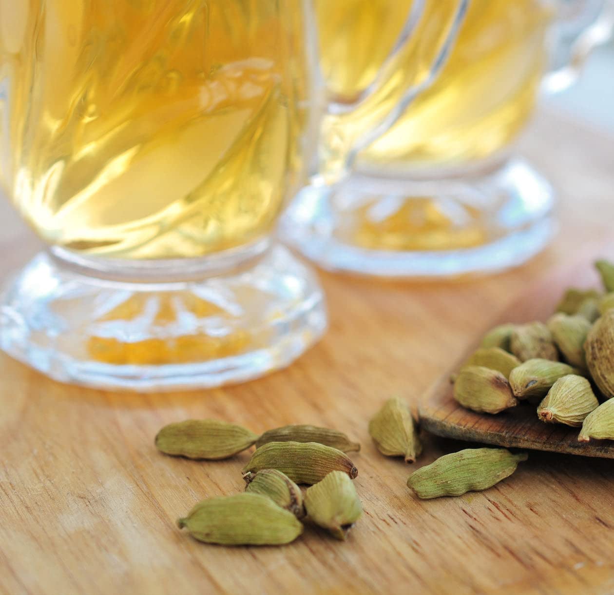 Ahmad Tea Green Tea, Cardamom Teabags, 100 ct (Pack of 1) - Caffeinated & Sugar-Free - Image 3